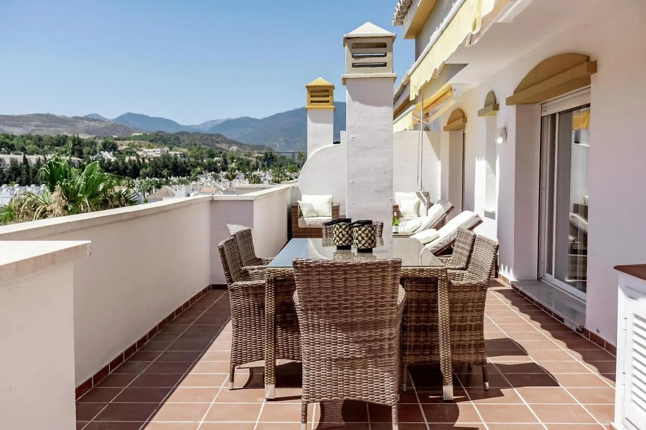Dn11-2 Bedroom Apartment Close To Puerto Banus Marbella Spain