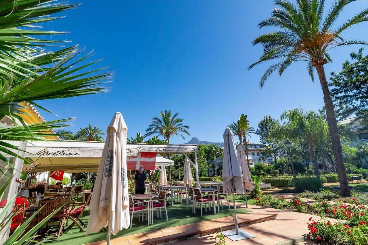 Dn11-2 Bedroom Apartment Close To Puerto Banus Marbella