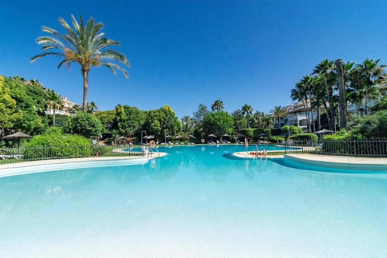 Dn11-2 Bedroom Apartment Close To Puerto Banus Marbella 0*,  Spain