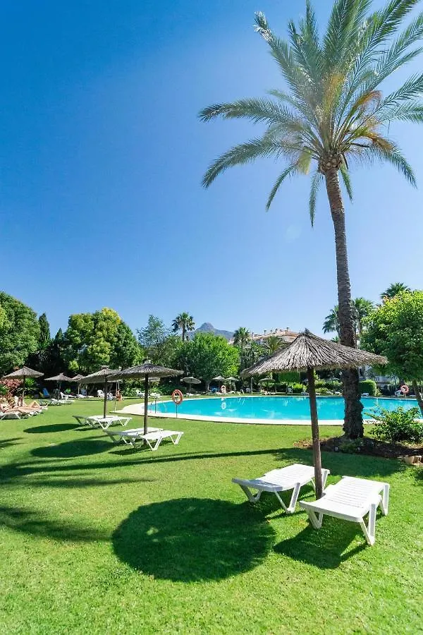 Dn11-2 Bedroom Apartment Close To Puerto Banus Marbella