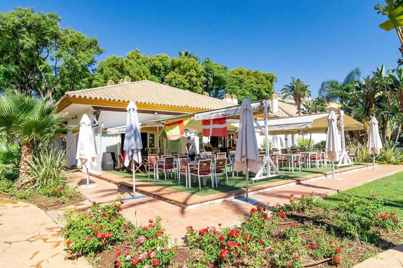 Dn11-2 Bedroom Apartment Close To Puerto Banus Marbella Spain