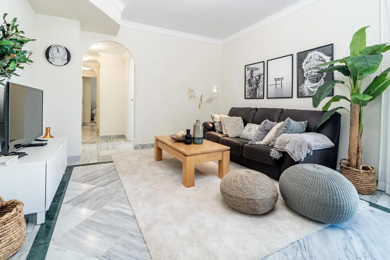 Dn11-2 Bedroom Apartment Close To Puerto Banus Marbella