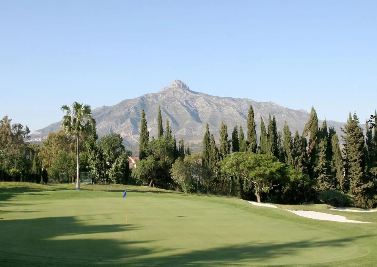 Dn11-2 Bedroom Apartment Close To Puerto Banus Marbella Spain